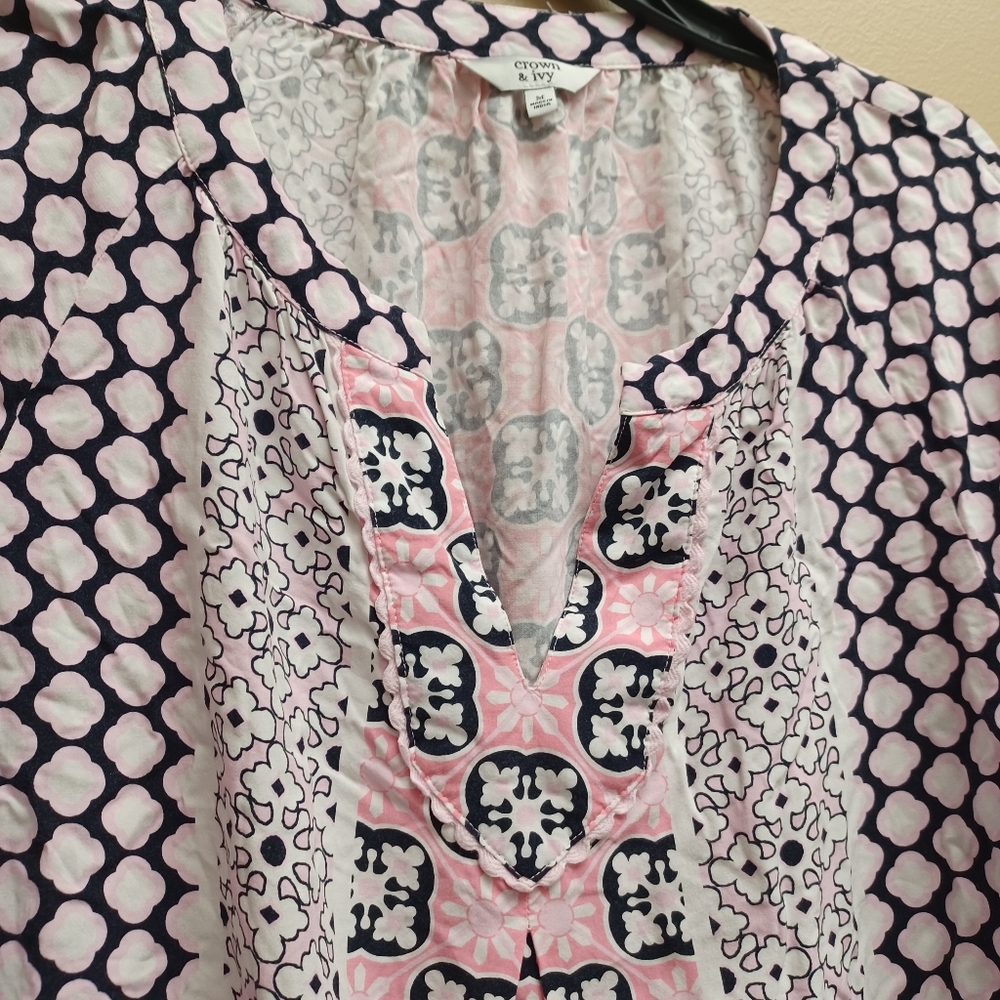 Crown & Ivy pink lacey sleeve top - M - Picture 6 of 9